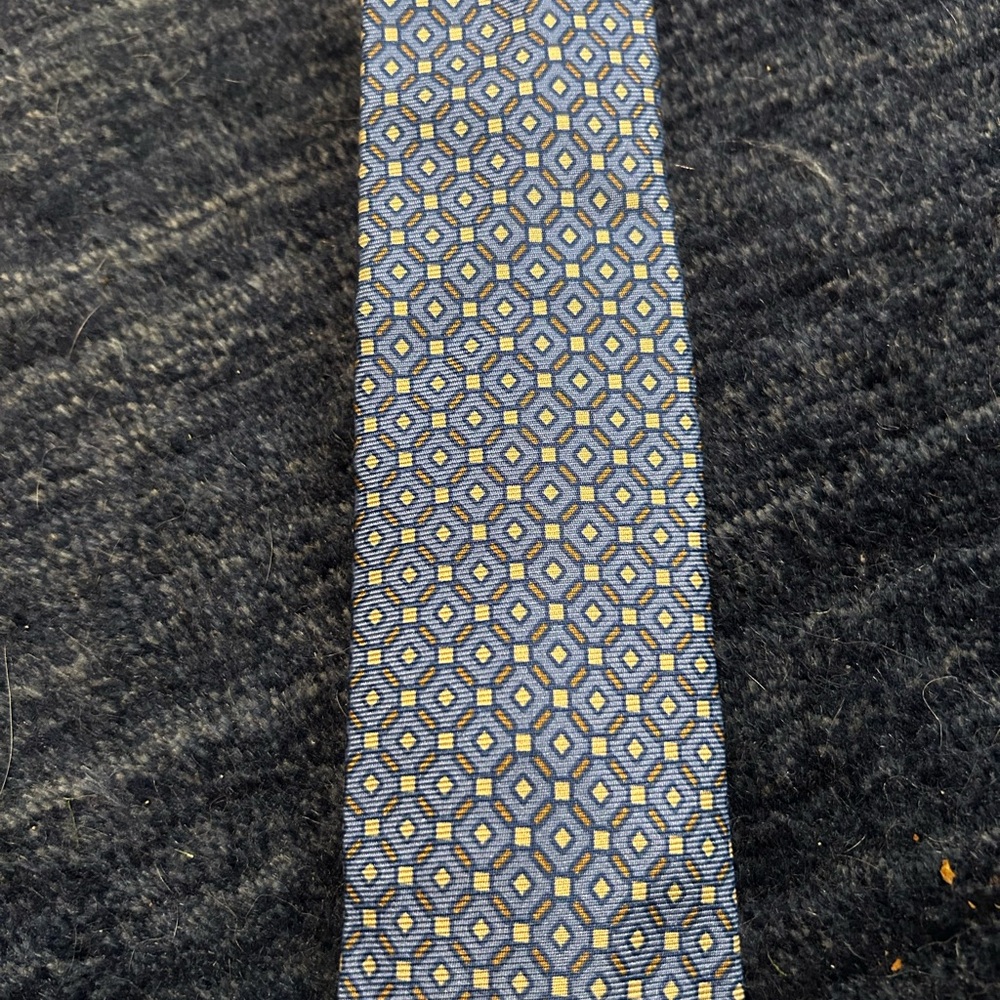 Diamond patterned skinny good condition. - Picture 2 of 3